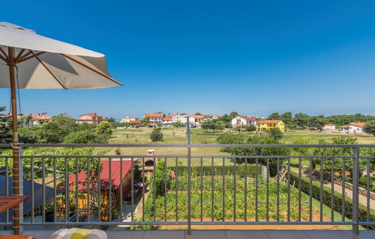Apartment Nensi Пореч Екстер'єр фото
