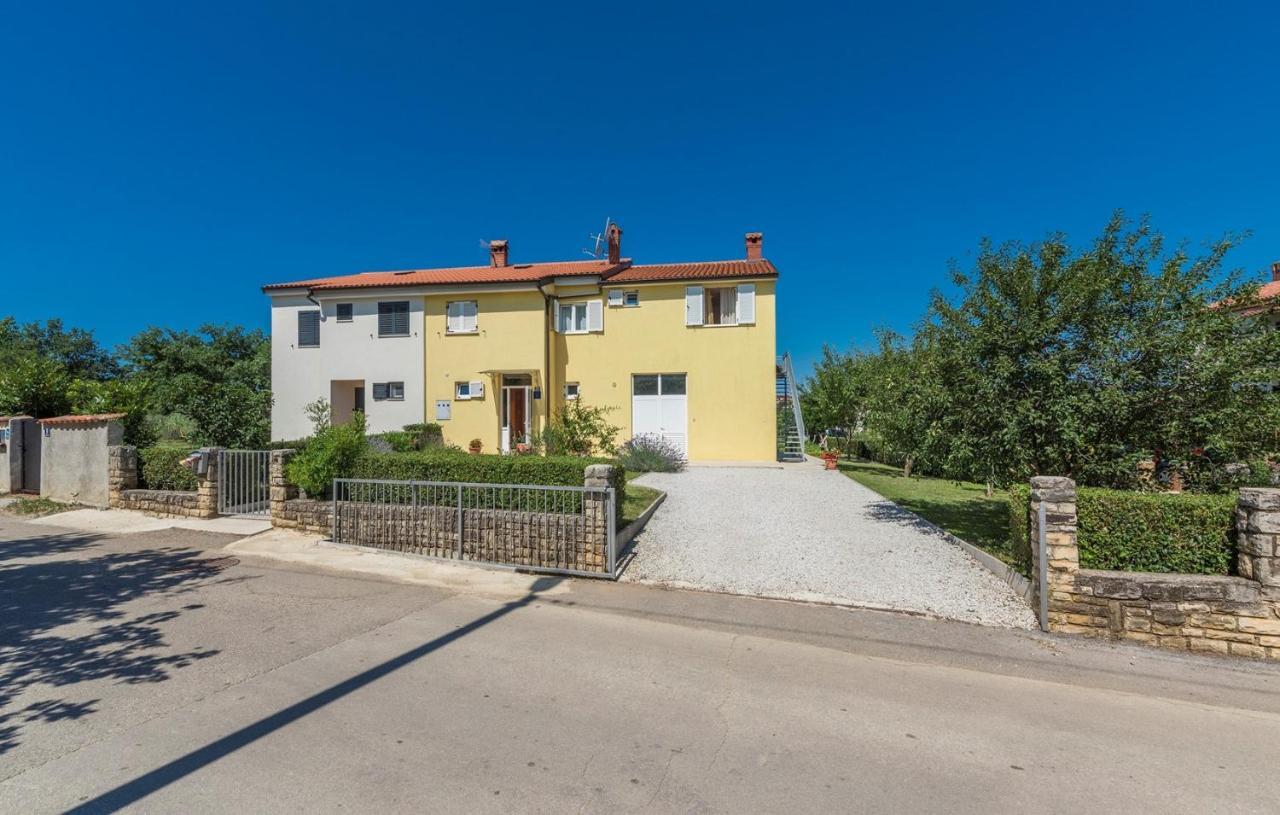 Apartment Nensi Пореч Екстер'єр фото